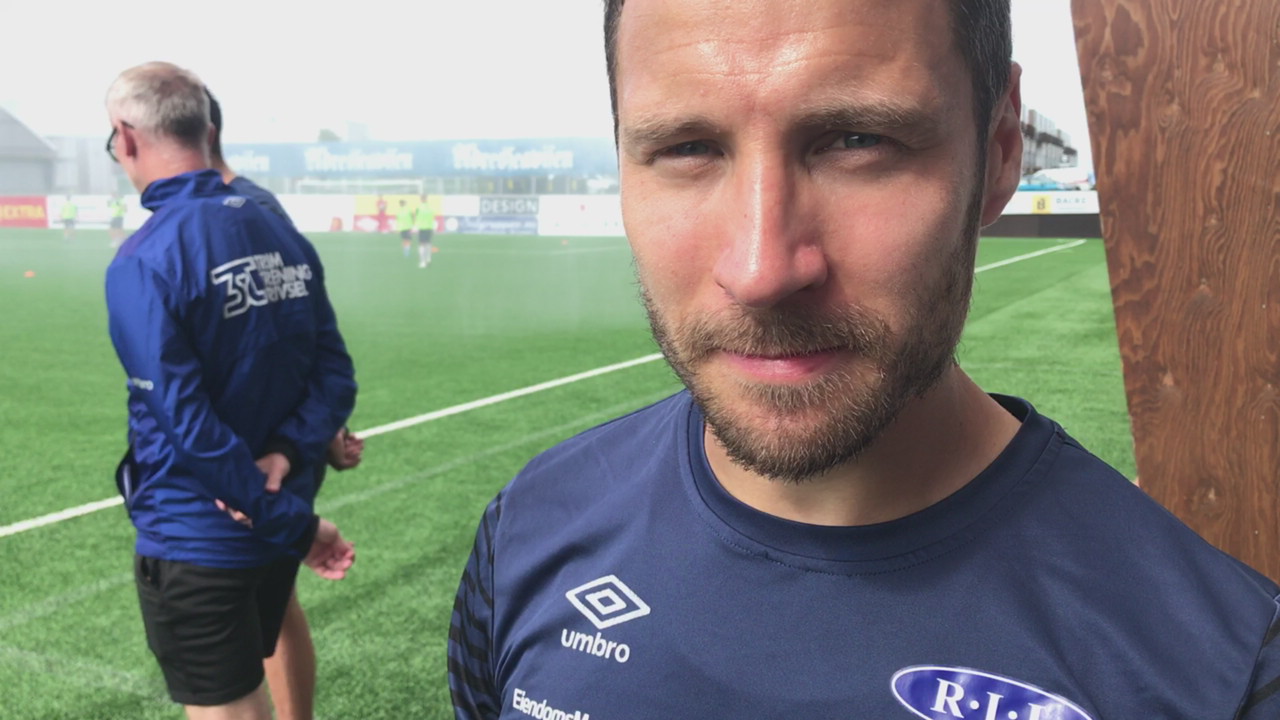 73F7075F-1470-4D17-9850-EB95A9CFD241.MOV